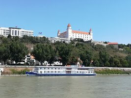 Donau Flusskreuzfahrten Bratislava