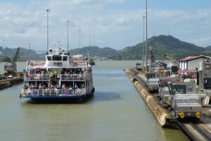 Panamakanal Kreuzfahrten Flusskreuzfahrten Panama