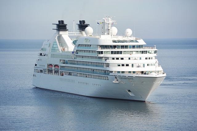 Kreuzfahrten September 2022 buchen, Urlaub am Schiff