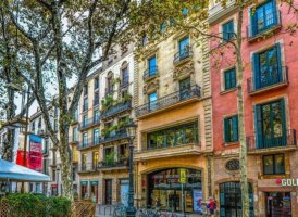 Häuser in Barcelona, Ferienhäuser, Appartments