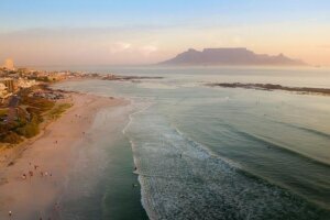 Südafrika Pauschalreisen 2024 Kapstadt Flug & Hotel