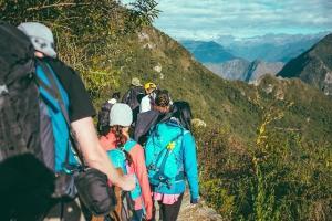 Gemeinsam Wandern mit anderen Singles in der Gruppe