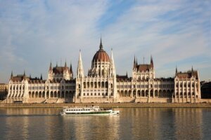 Donau Klassiker ab/bis Passau, Budapest