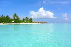 Malediven Pauschalreisen 2024 buchen, Flug & Hotel